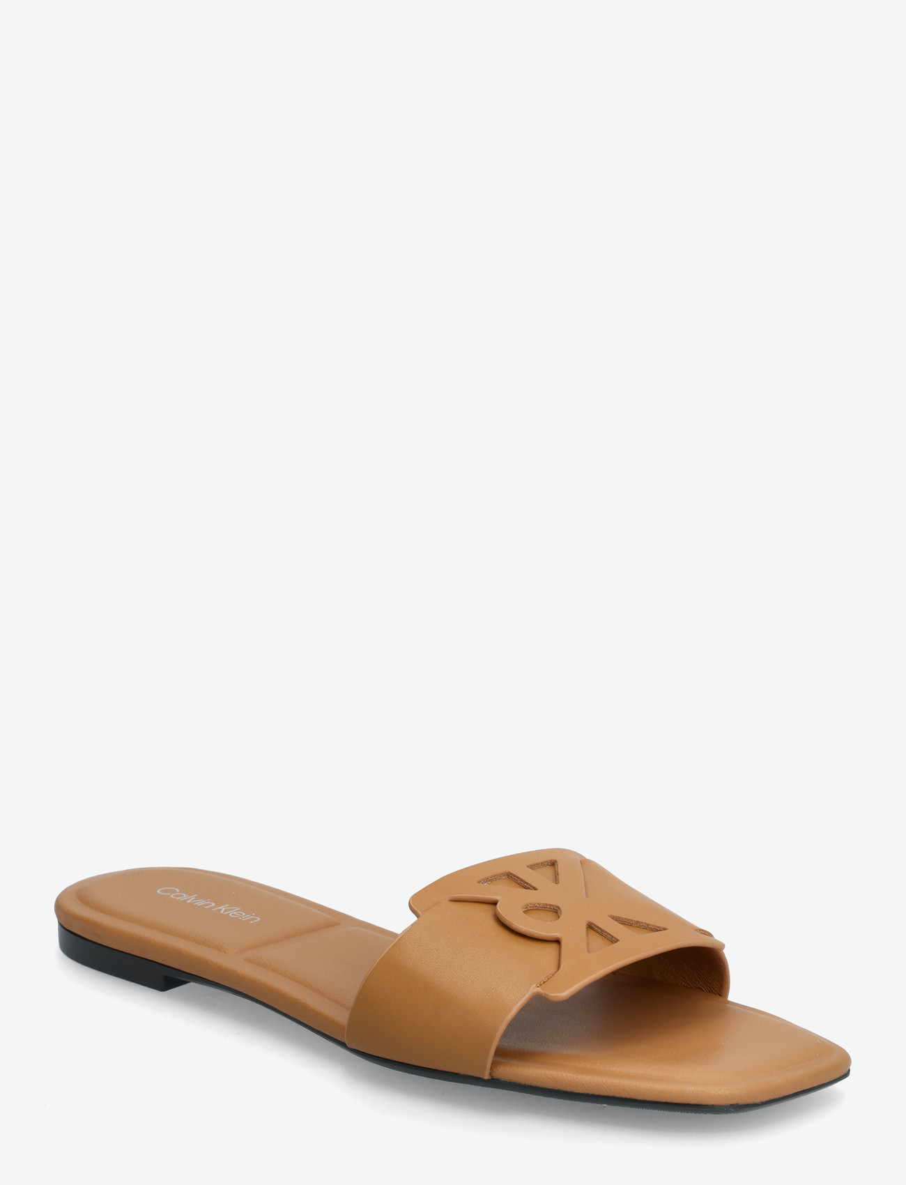 Calvin Klein - SQUARE FLAT SANDAL EMBLEM - flache pantoletten - cashew - 0