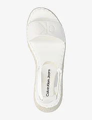 Calvin Klein - SPORTY WEDGE ROPE SU CON - festklær til outlet-priser - creamy white/bright white - 3