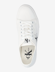 Calvin Klein - FLATFORM+ CUPSOLE LOW TXT - låga sneakers - white - 3