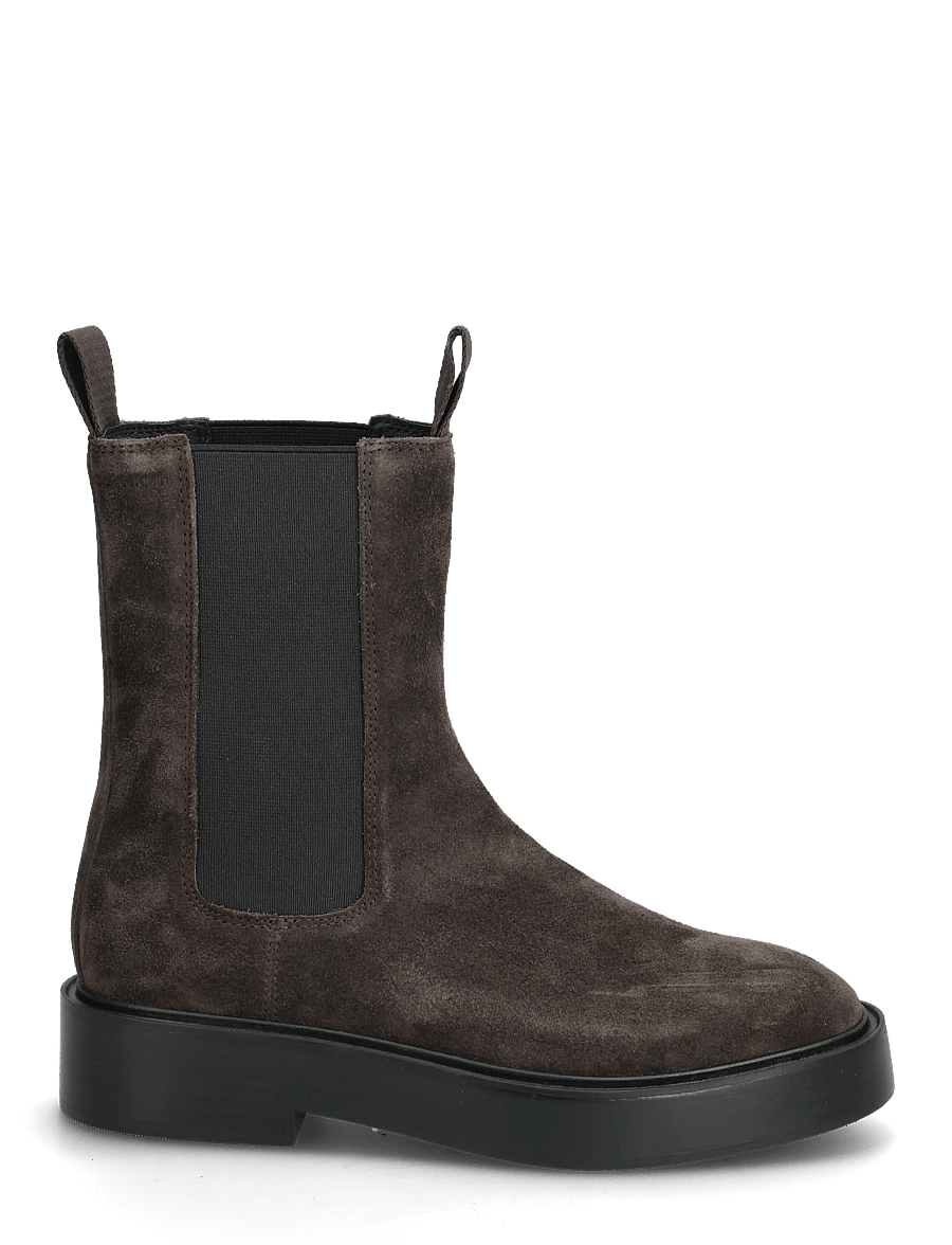 Calvin Klein - CONVAVE WELT CHESEA SUEDE - madalad poolsaapad - mole - 1