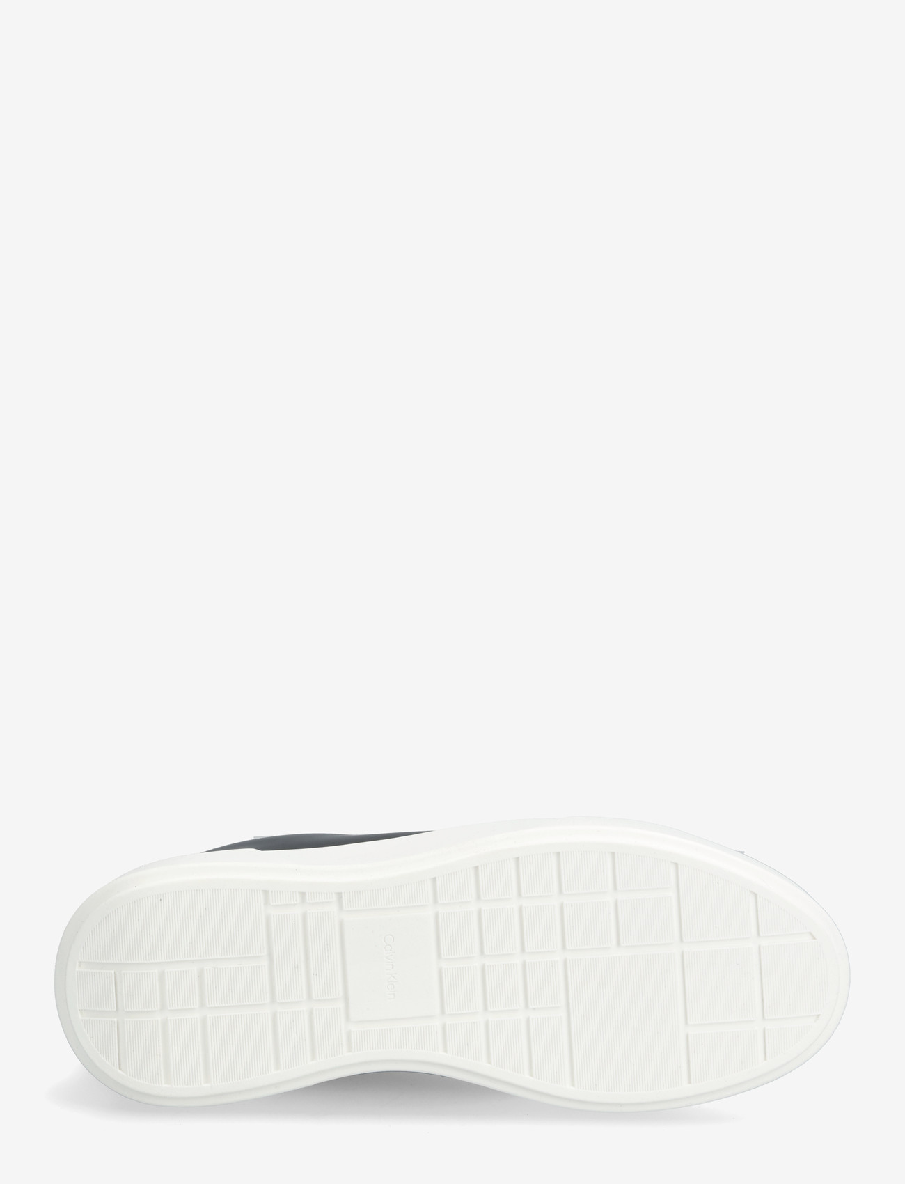 Calvin Klein - CHUNKY CUPSOLE LACEUP LTH BT AOP - madala säärega tossud - ck black - 4