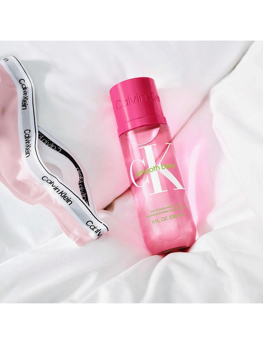 Calvin Klein - Smooth Berry Hair & Body Mist - fragrance - clear - 3
