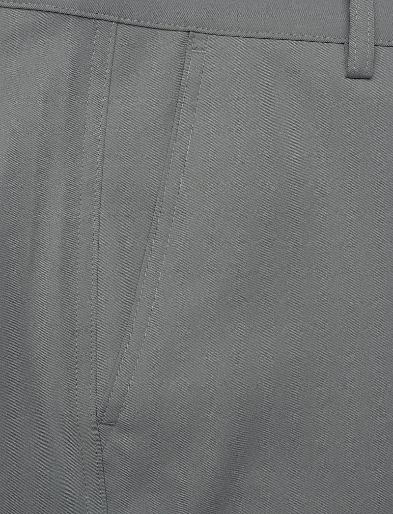 Calvin Klein Golf - FLORIDA TECH SHORT - golfshorts - coolsil - 2