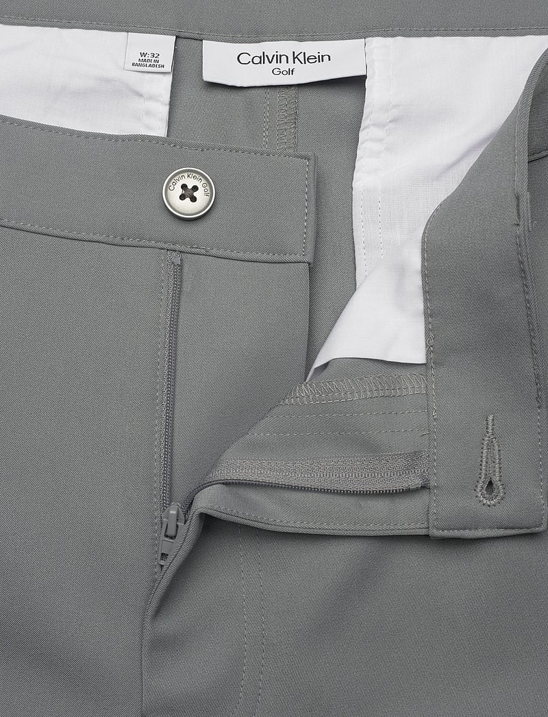 Calvin Klein Golf - FLORIDA TECH SHORT - lühikesed golfiipüksid - coolsil - 3