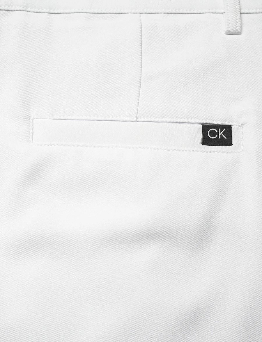 Calvin Klein Golf - FLORIDA TECH SHORT - short de golf - white - 4