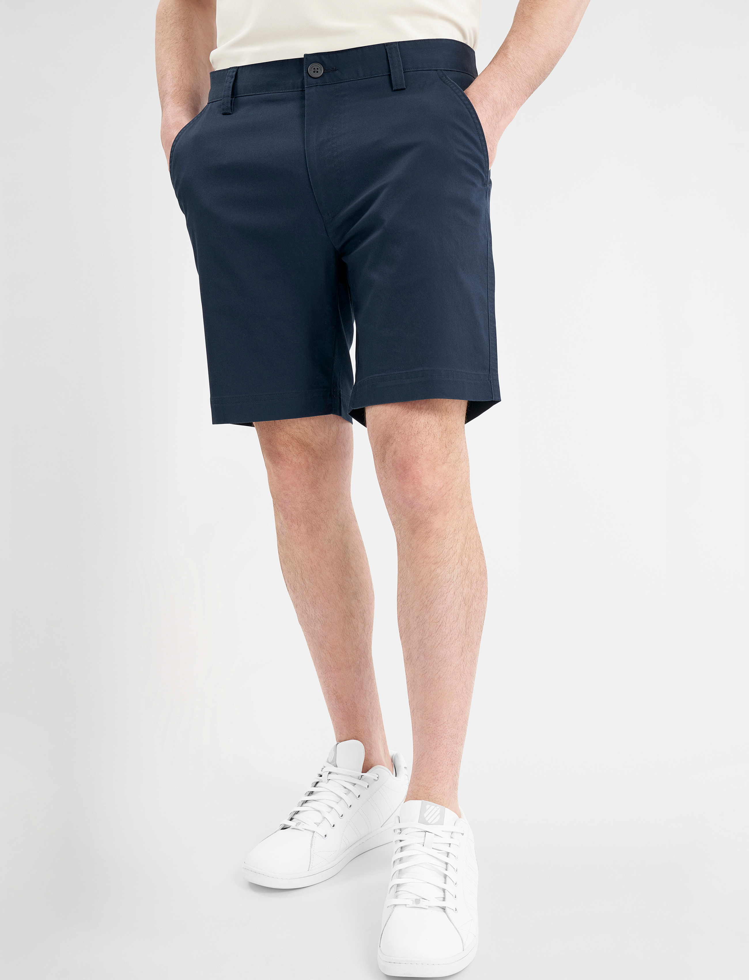 Calvin Klein Golf Weekend Chino Short, 40, Sport Shorts, Marineblau - Männerswear