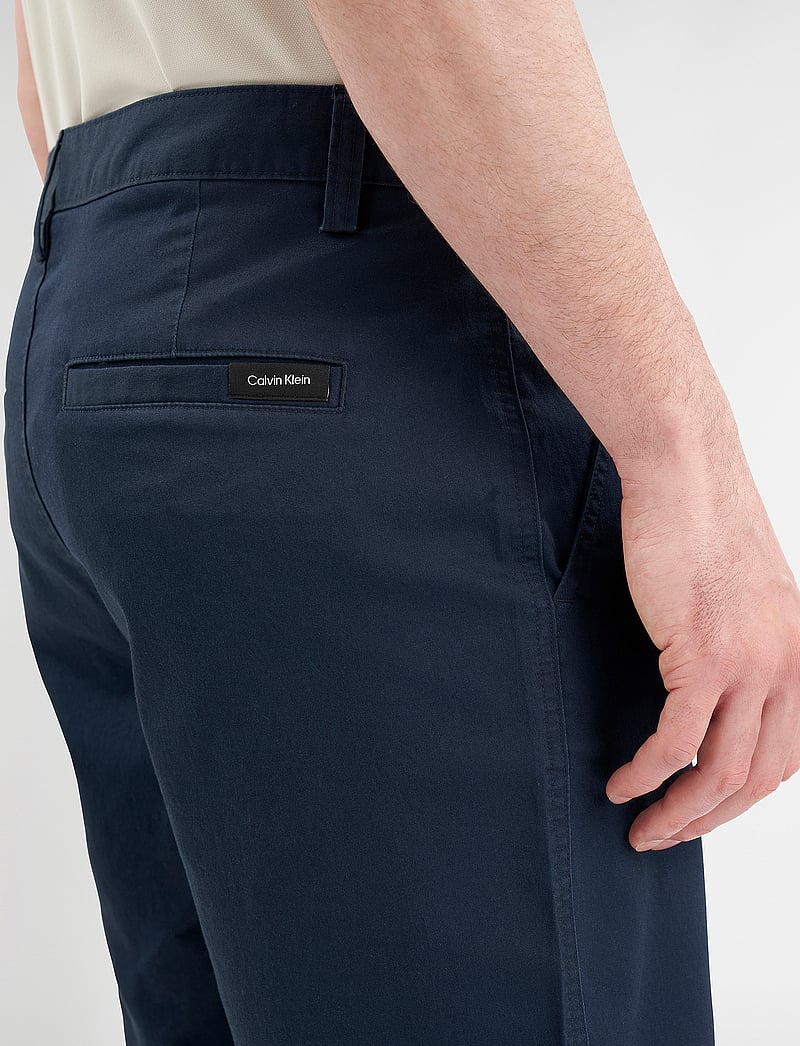 Calvin Klein Golf - WEEKEND CHINO SHORT - golfshorts - navy - 4