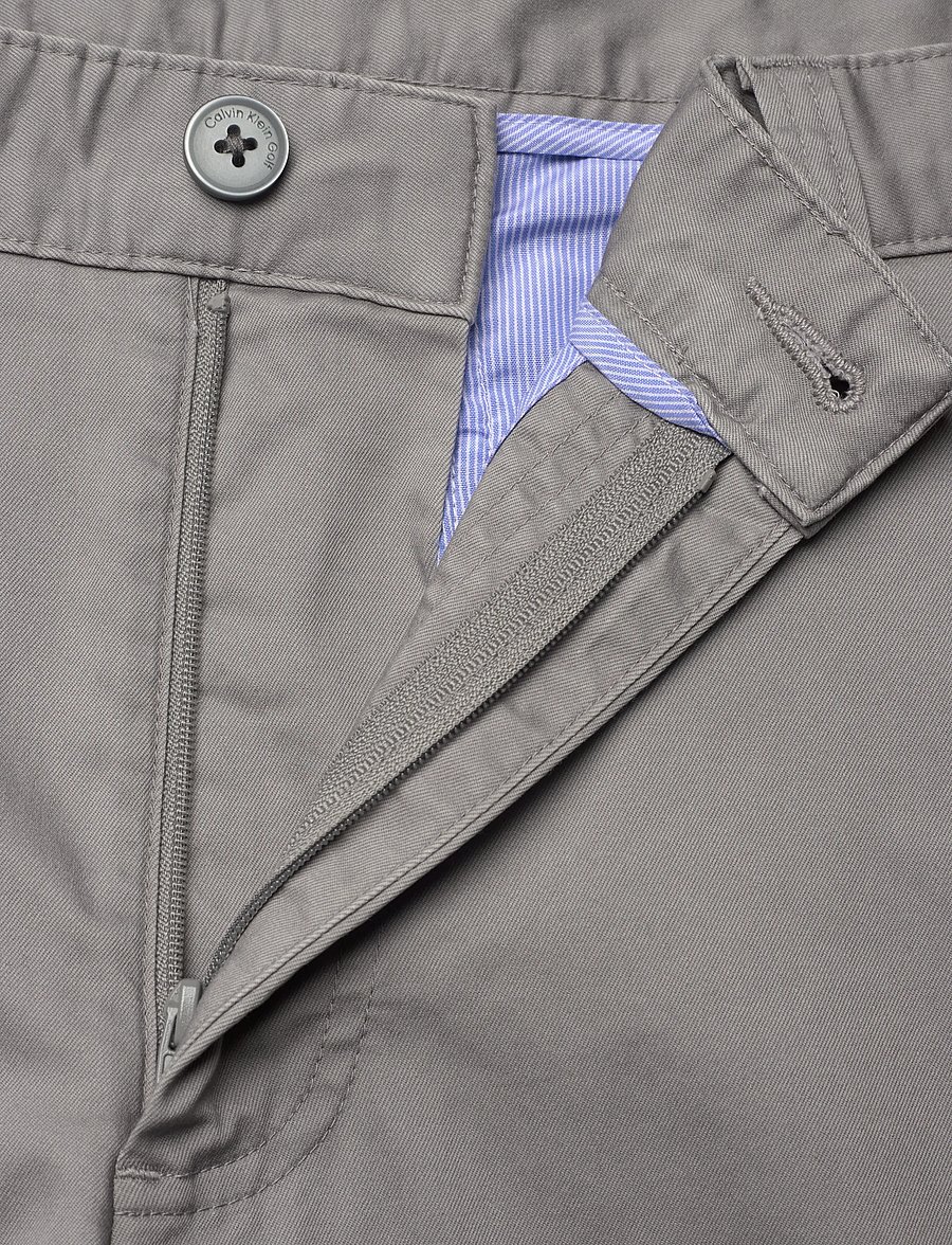 Calvin Klein Golf - WEEKEND CHINO SHORT - golfshorts - softgrey - 3