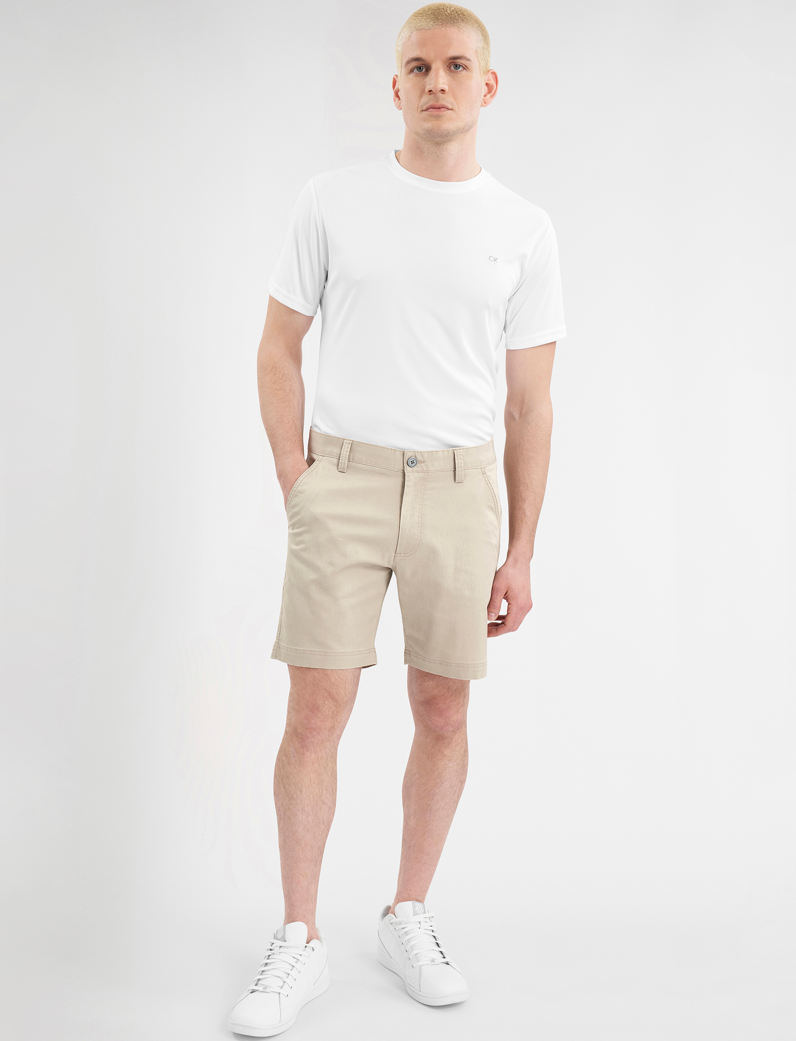 Calvin Klein Golf - WEEKEND CHINO SHORT - golf-shorts - stone - 3