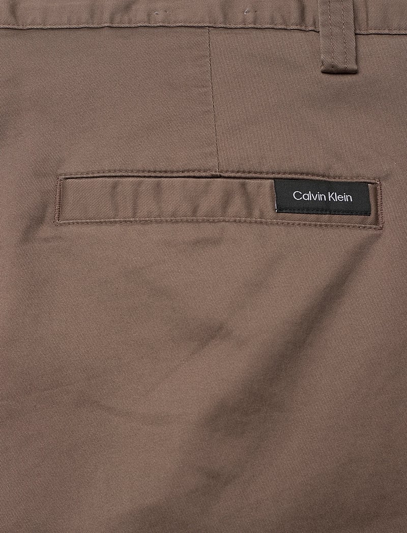 Calvin Klein Golf - WEEKEND CHINO TROUSER - golfipüksid - mink - 4