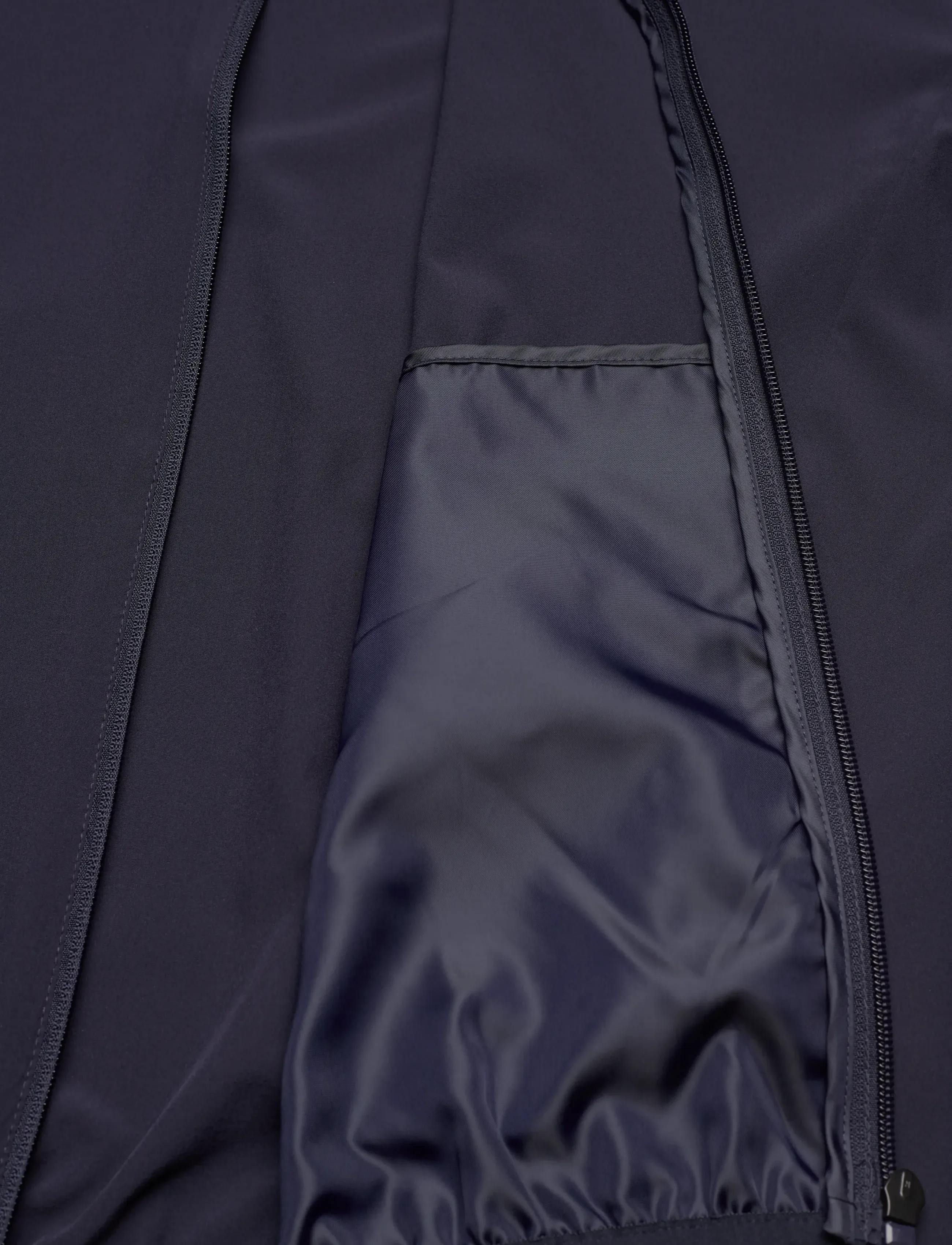 Calvin Klein Golf - LATITUDE HOODED FULL ZIP WINDBREAKER - nvy-nvy - 4