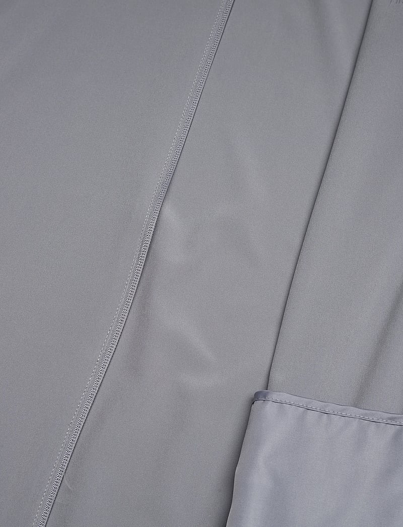 Calvin Klein Golf - LATITUDE HOODED FULL ZIP WINDBREAKER - golf-jacken - silver - 4