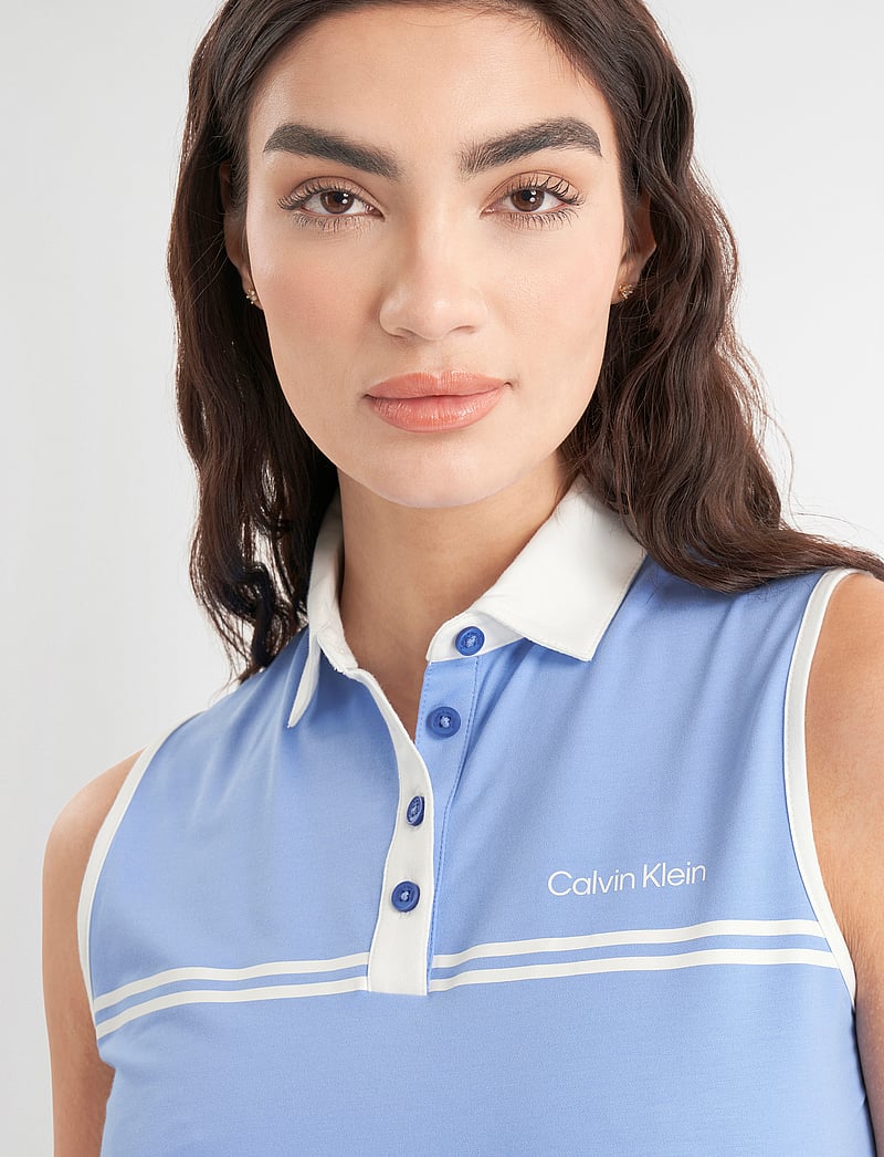 Calvin Klein Golf - BELLEVUE S/LESS POLO - débardeurs - cornflower blue - 4