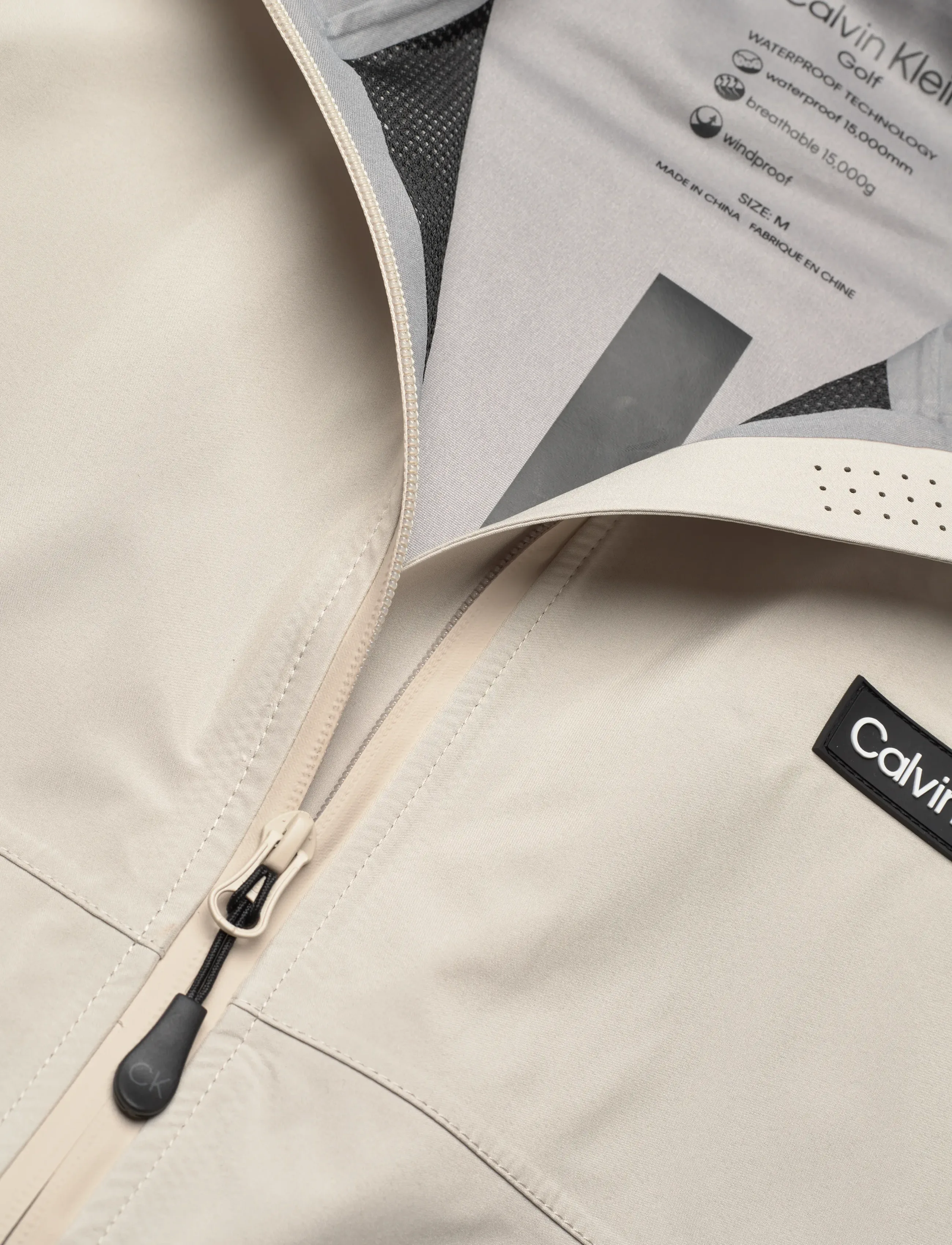 Calvin Klein Golf - FEATHER DRY 15K HOODED WATERPROOF JACKET - golfjakker - sand - 2