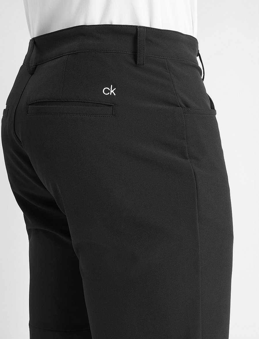 Calvin Klein Golf - GENIUS 4-WAY STRETCH SHORTS - black - 4