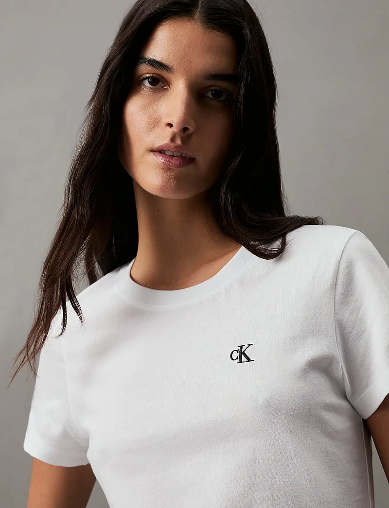 Calvin Klein Jeans - CK EMBROIDERY SLIM TEE - t-shirts - bright white - 4