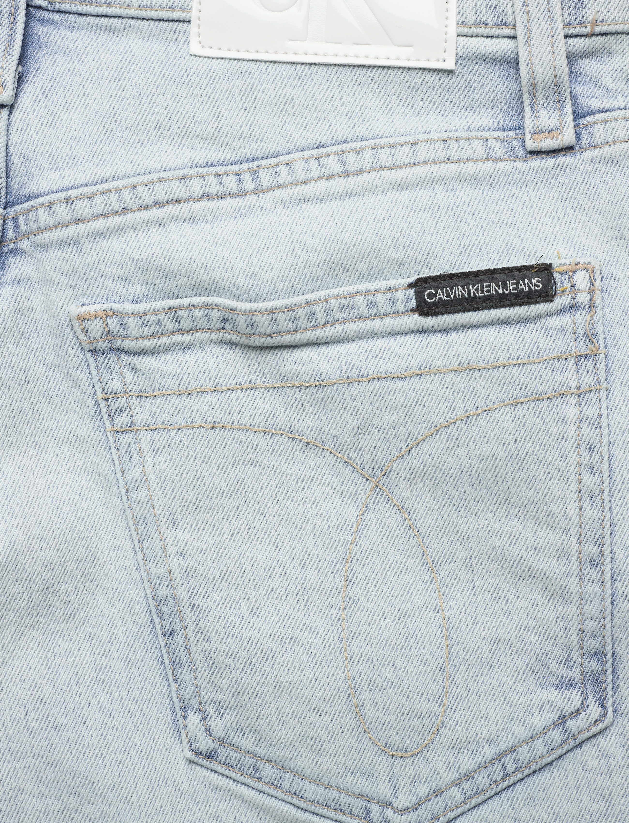 Calvin Klein Jeans - MOM JEANS - da071 bleached blue - 4