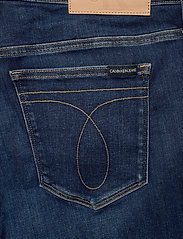 Calvin Klein Jeans - PLUS HIGH RISE SKINNY - ca120 denim medium - 4
