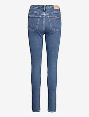 Calvin Klein Jeans - HIGH RISE SKINNY - liibuvad teksad - denim medium - 1