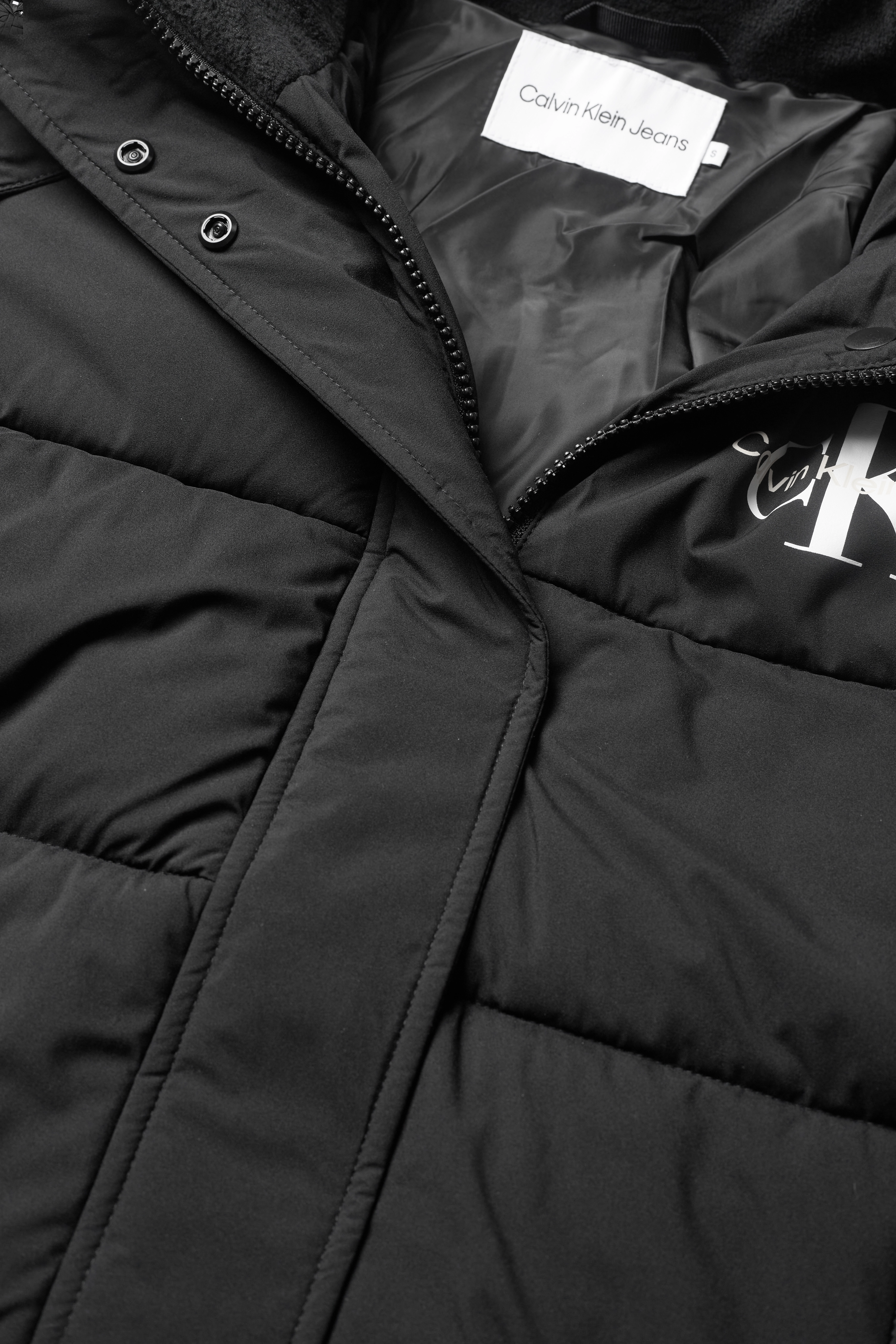 Calvin Klein Jeans - MONOLOGO MW SHORT PUFFER - ck black - 2