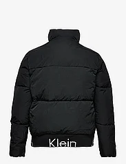Calvin Klein Jeans - PLUS LOGO HEM SHORT PUFFER - gefütterte jacken - ck black - 2