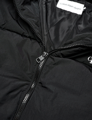 Calvin Klein Jeans - PLUS LOGO HEM SHORT PUFFER - winter jacket - ck black - 4
