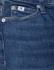 Calvin Klein Jeans - MID RISE SKINNY - denim medium - 2