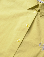 Calvin Klein Jeans - MONOLOGO RELAXED SHIRT - krekli ar garām piedurknēm - yellow sand - 2