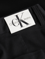 Calvin Klein Jeans - STRETCH TWILL HIGH RISE STRAIGHT - cargo-housut - ck black - 12