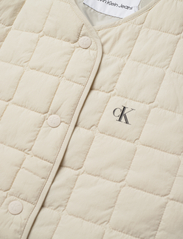 Calvin Klein Jeans - SHORT QUILTED JACKET - spring jackets - eggshell - 2
