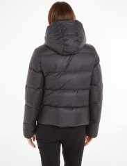 Calvin Klein Jeans - MW DOWN ARCHETYPE SHORT PUFFER - winter jackets - ck black - 3