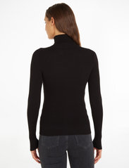 Calvin Klein Jeans - BADGE ROLL NECK SWEATER - poolopaidat - ck black - 3