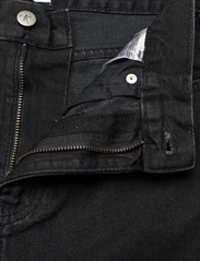 Calvin Klein Jeans - AUTHENTIC SLIM STRAIGHT - džinsa bikses ar taisnām starām - denim black - 3