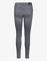 Calvin Klein Jeans - MID RISE SKINNY - džinsa bikses ar šaurām starām - denim grey - 1