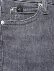 Calvin Klein Jeans - MID RISE SKINNY - siaurėjantys džinsai - denim grey - 2