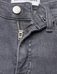 Calvin Klein Jeans - MID RISE SKINNY - džinsa bikses ar šaurām starām - denim grey - 3