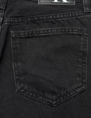 Calvin Klein Jeans - HIGH RISE STRAIGHT - suorat farkut - denim black - 4