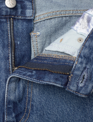 Calvin Klein Jeans - AUTHENTIC BOOTCUT - bootcut jeans - denim medium - 3