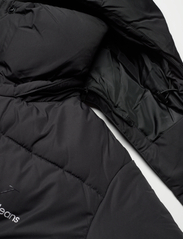 Calvin Klein Jeans - NON DOWN OVERSIZED LONG PUFFER - winter jackets - ck black - 3