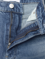 Calvin Klein Jeans - AUTHENTIC BOOTCUT - alt laienevad teksad - denim medium - 3