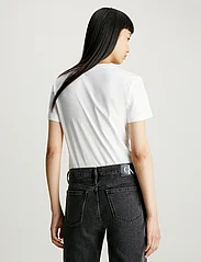 Calvin Klein Jeans - MONOLOGO SLIM TEE - zemākās cenas - bright white - 3