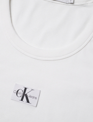 Calvin Klein Jeans - WOVEN LABEL RIB TANK TOP - zemākās cenas - bright white - 2