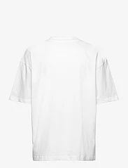 Calvin Klein Jeans - CK EMBRO BADGE BOYFRIEND TEE - marškinėliai - bright white - 1