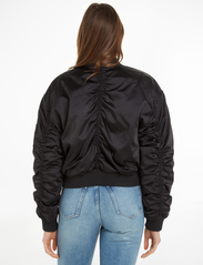 Calvin Klein Jeans - SATIN BOMBER - spring jackets - ck black - 2
