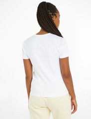 Calvin Klein Jeans - WOVEN LABEL RIB REGULAR TEE - die niedrigsten preise - bright white - 3