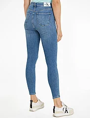 Calvin Klein Jeans - HIGH RISE SUPER SKINNY ANKLE - liibuvad teksad - denim light - 3