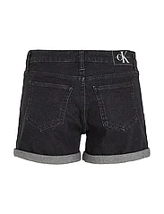 Calvin Klein Jeans - MID RISE SHORT - farkkushortsit - denim black - 4