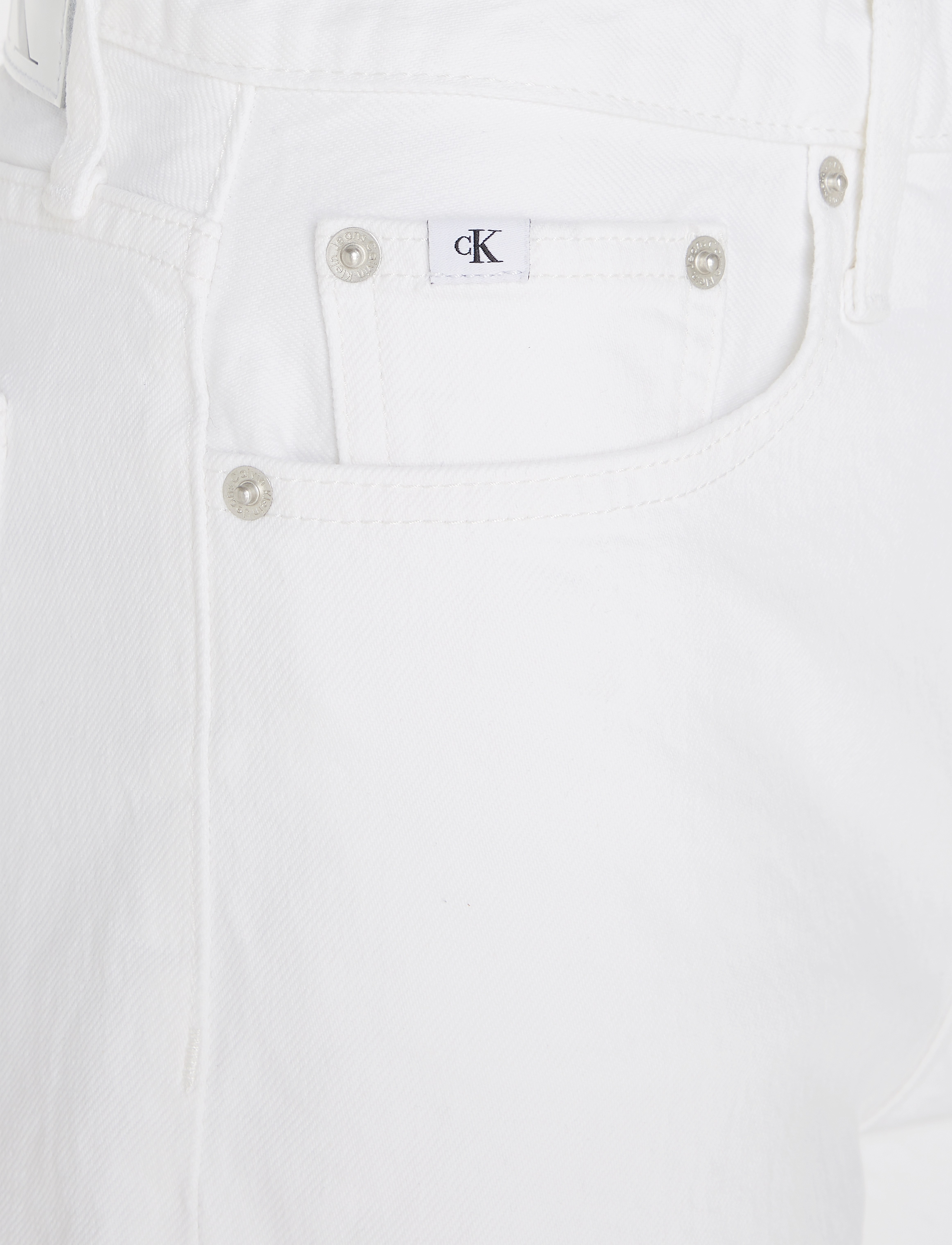 Calvin Klein Jeans - MOM SHORT - denim light - 5