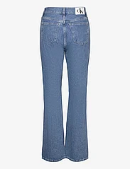 Calvin Klein Jeans - AUTHENTIC BOOTCUT - džinsa bikses ar platām starām - denim medium - 1