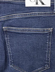 Calvin Klein Jeans - FRONT SPLIT MIDI DENIM SKIRT - denimnederdele - denim medium - 4